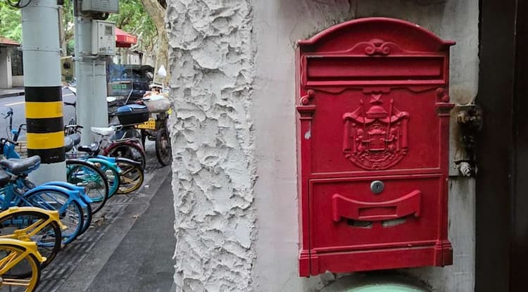 Top 8 Benefits of Using a Virtual Mailbox for Your Business